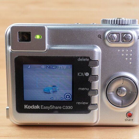 Kodak EasyShare C330 / 4MP Digital Camera / 3x Optical Zoom / Tested & Working - Picture 6 of 8